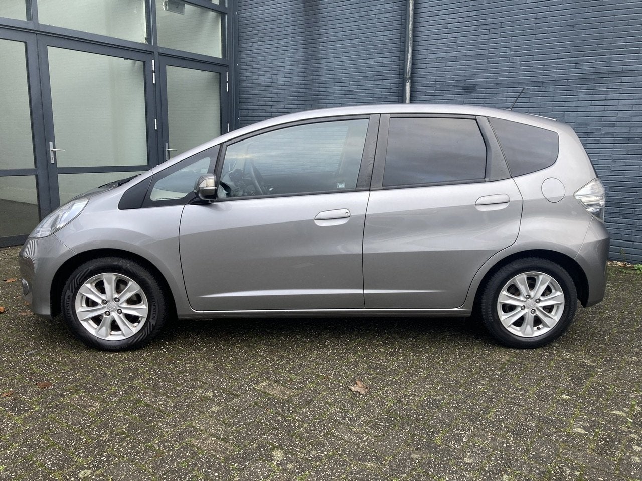 HONDA Jazz Hybrid 1.4 i-VTEC 102pk Automaat Elegance | Panor, Auto's, Automaat, Stof, Gebruikt, Zwart