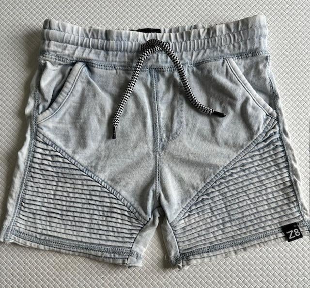 Korte broek van Z8 model Pax , maat 122 zgan (N736), Broek, Z8, Ophalen of Verzenden, Zo goed als nieuw