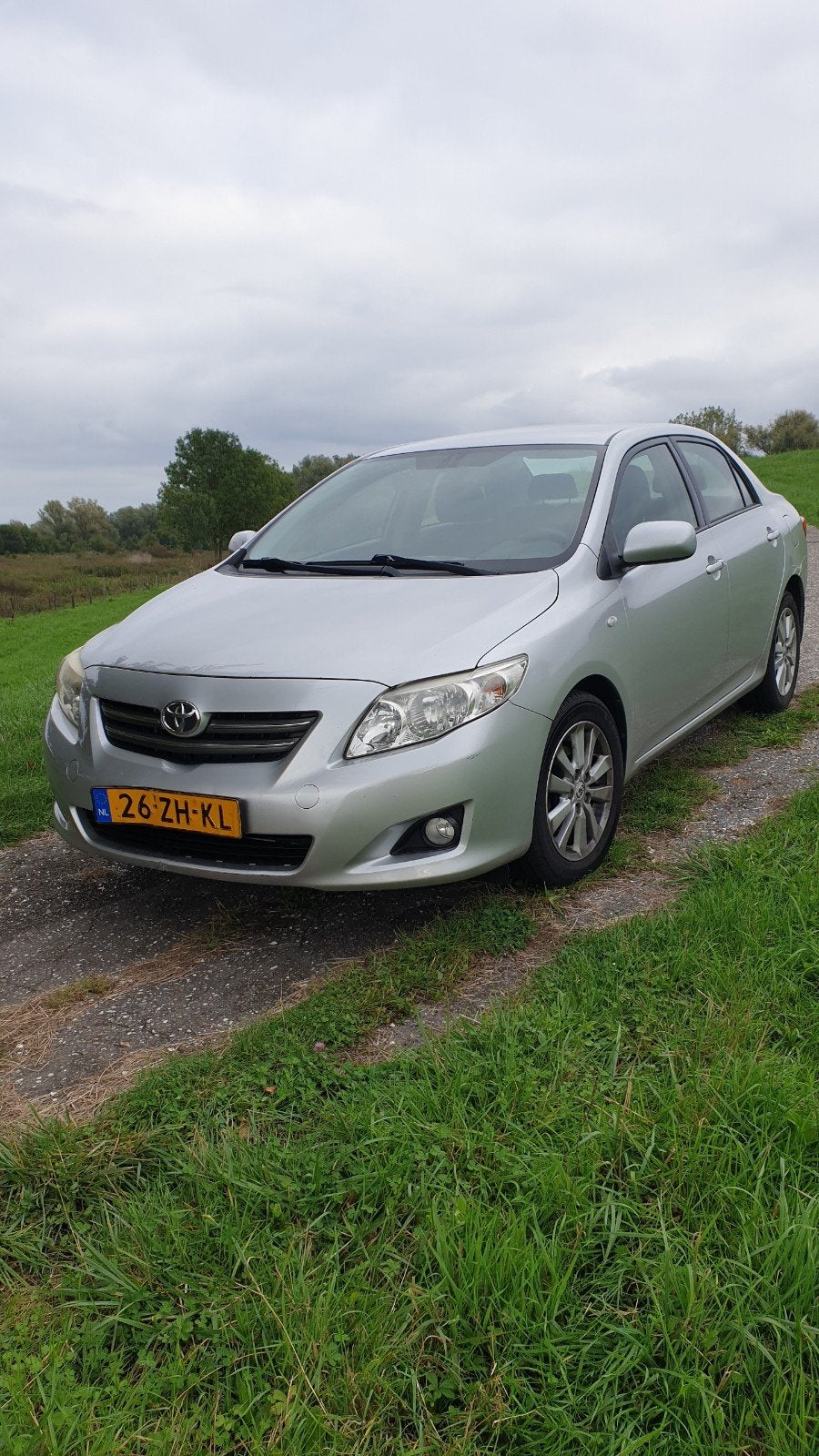 Toyota Corolla (2008) | APK tot 10-08-2027, Auto's, Voorwielaandrijving, Dealer onderhouden, Zwart, 4 cilinders