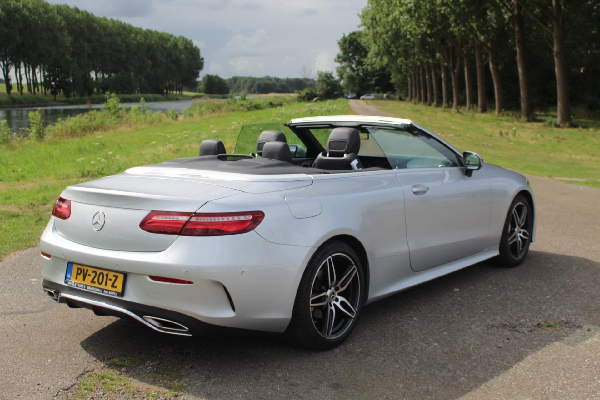 Mercedes-Benz E-klasse Cabrio 200 Business *Digitaal display, Auto's, Mercedes-Benz, Automaat, Achterwielaandrijving, 4 cilinders