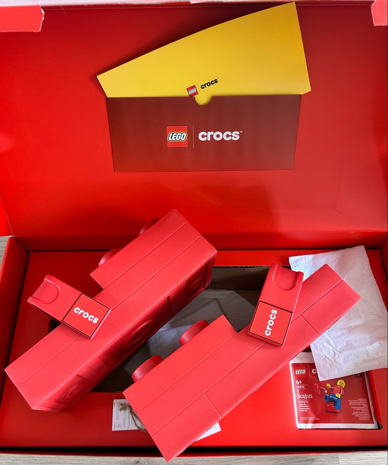 Lego x Crocs - Limited Edition maat 42-43, Ophalen of Verzenden, Nieuw