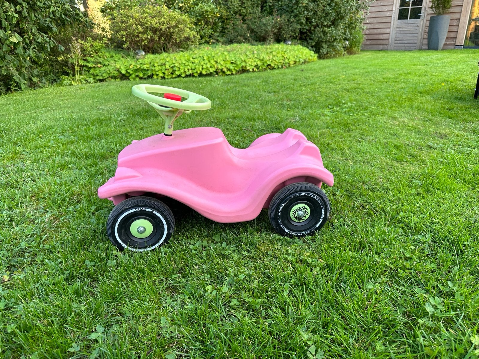BIG Bobby Car Classic Flower Roze Loopauto, Kinderen en Baby's, Speelgoed | Buiten | Voertuigen en Loopfietsen, Ophalen of Verzenden