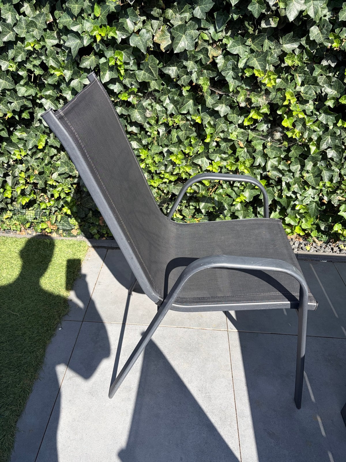 Tuinset tafel is gratis en de stoelen kan je voor bieden, Ophalen, Gebruikt, Rechthoekig, Overige materialen