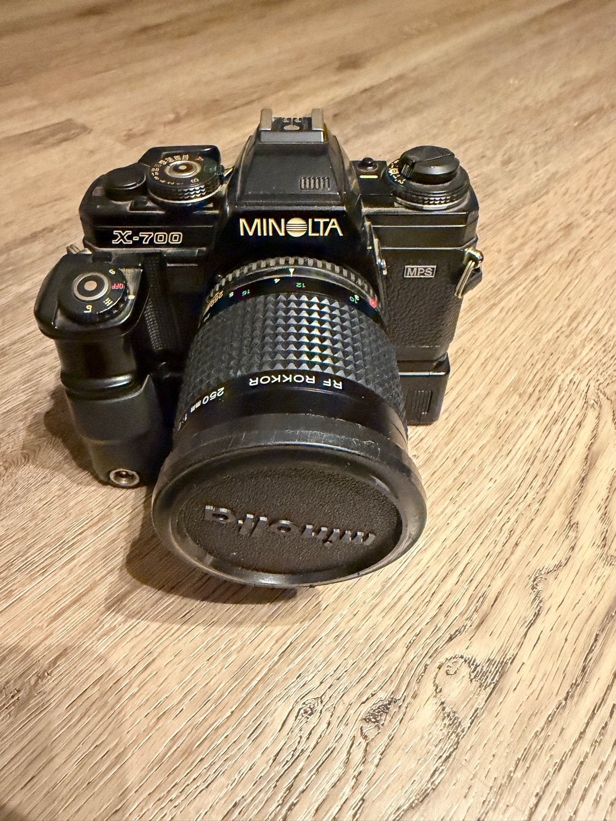 Minolta X-700 Spiegelreflexcamera met RF Rokkor 250mm lens, Ophalen of Verzenden, Gebruikt, Spiegelreflex, Minolta