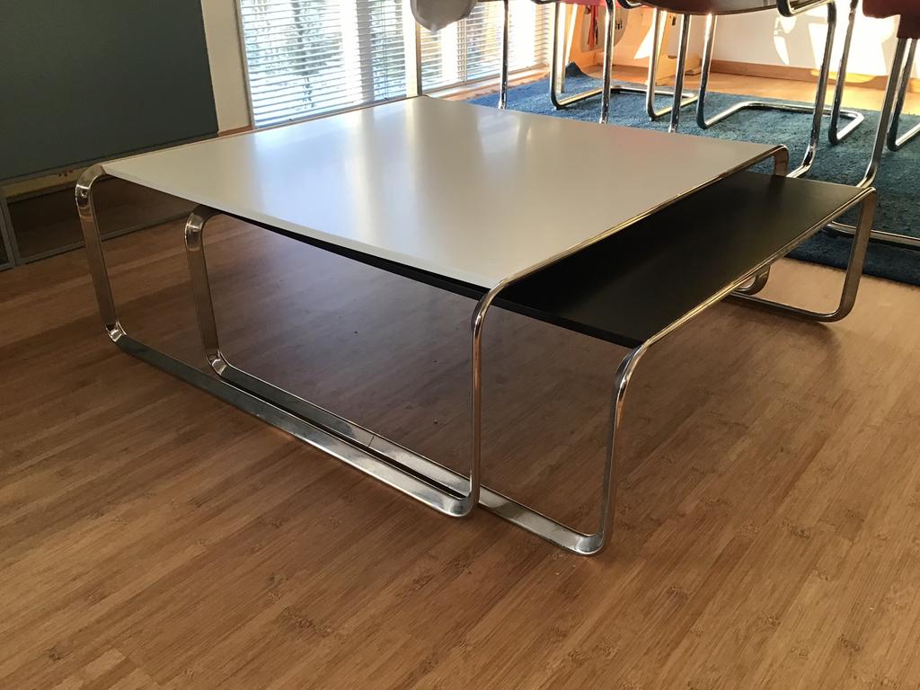 2 fraaie Tecta tafels, 50 tot 100 cm, Rond, Ophalen of Verzenden, Zo goed als nieuw