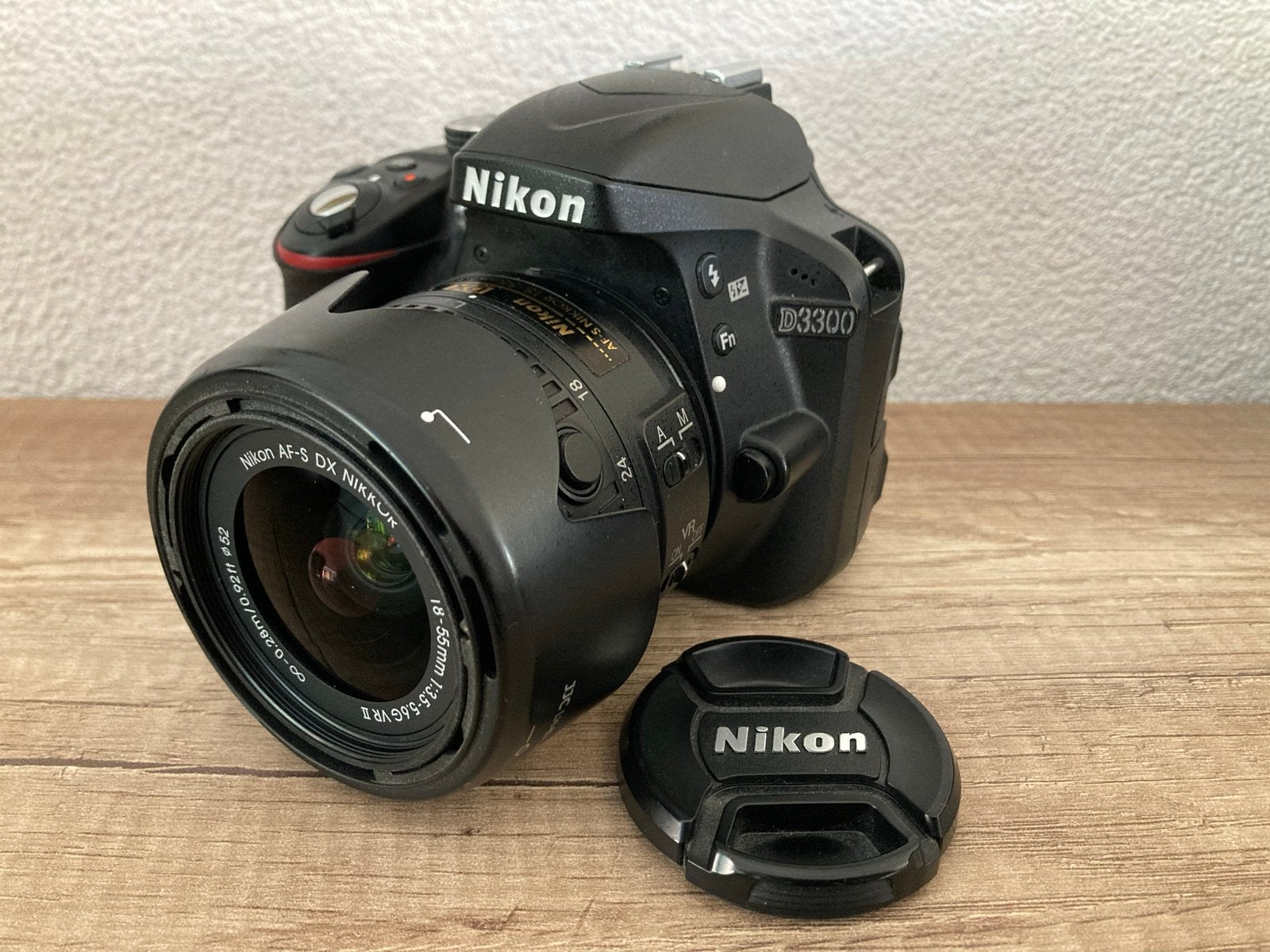 Nikon D3300 Spiegelreflexcamera met AF-S DX NIKKOR 18-55mm, Ophalen, Spiegelreflex, Beeldstabilisatie, Zo goed als nieuw