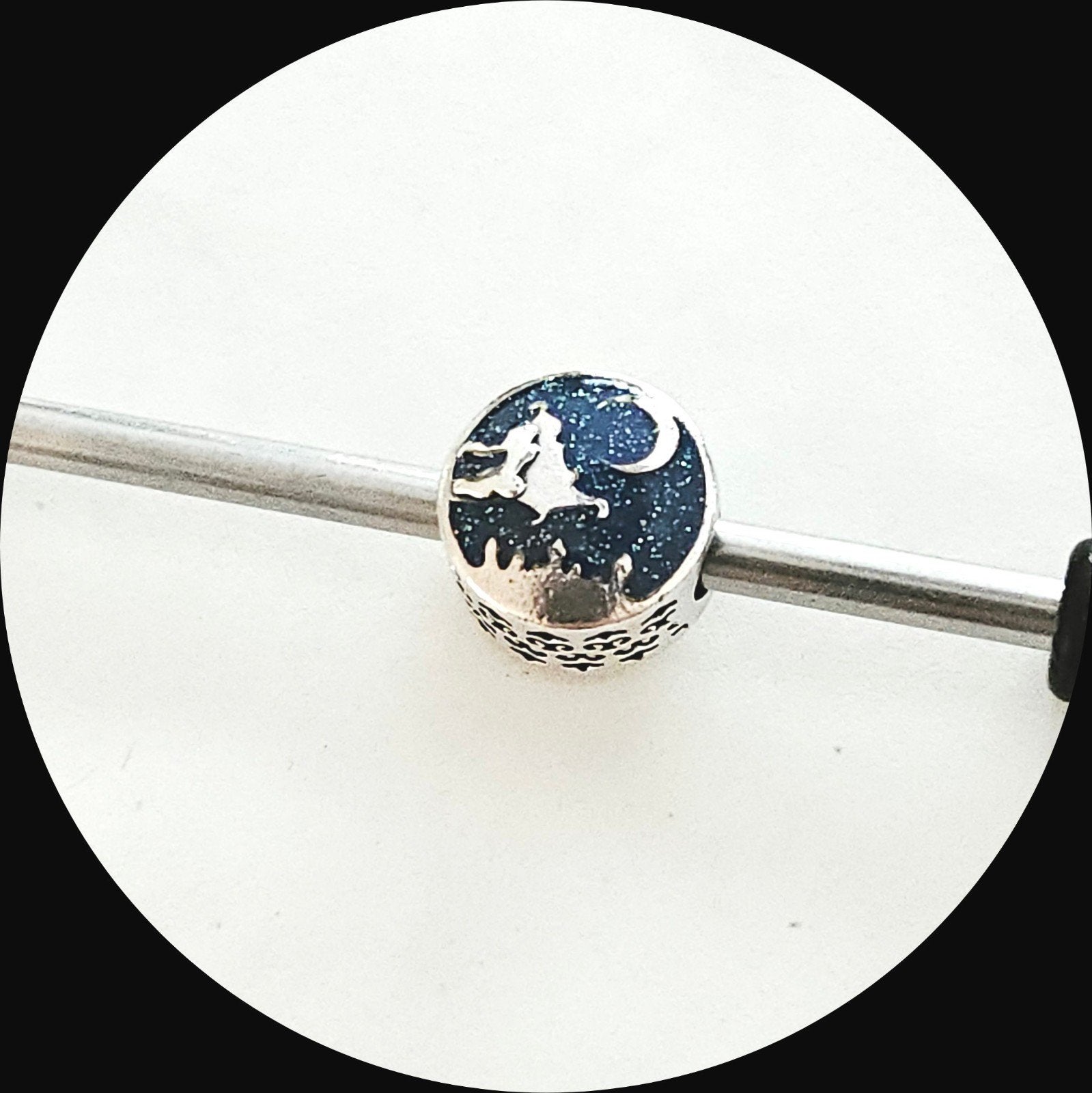 Pandora Disney Aladdin Magic Carpet Ride 798039ENMX /retired, Gebruikt, Pandora, Ophalen of Verzenden, 1 bedel