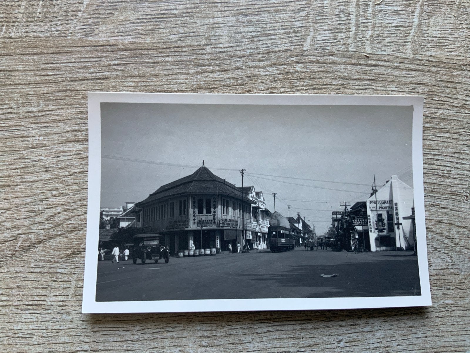 Zeldzame foto Apotheek Chung Hwa, Glodok Batavia 1928, Ophalen of Verzenden, 1920 tot 1940, Gelopen, Buiten Europa