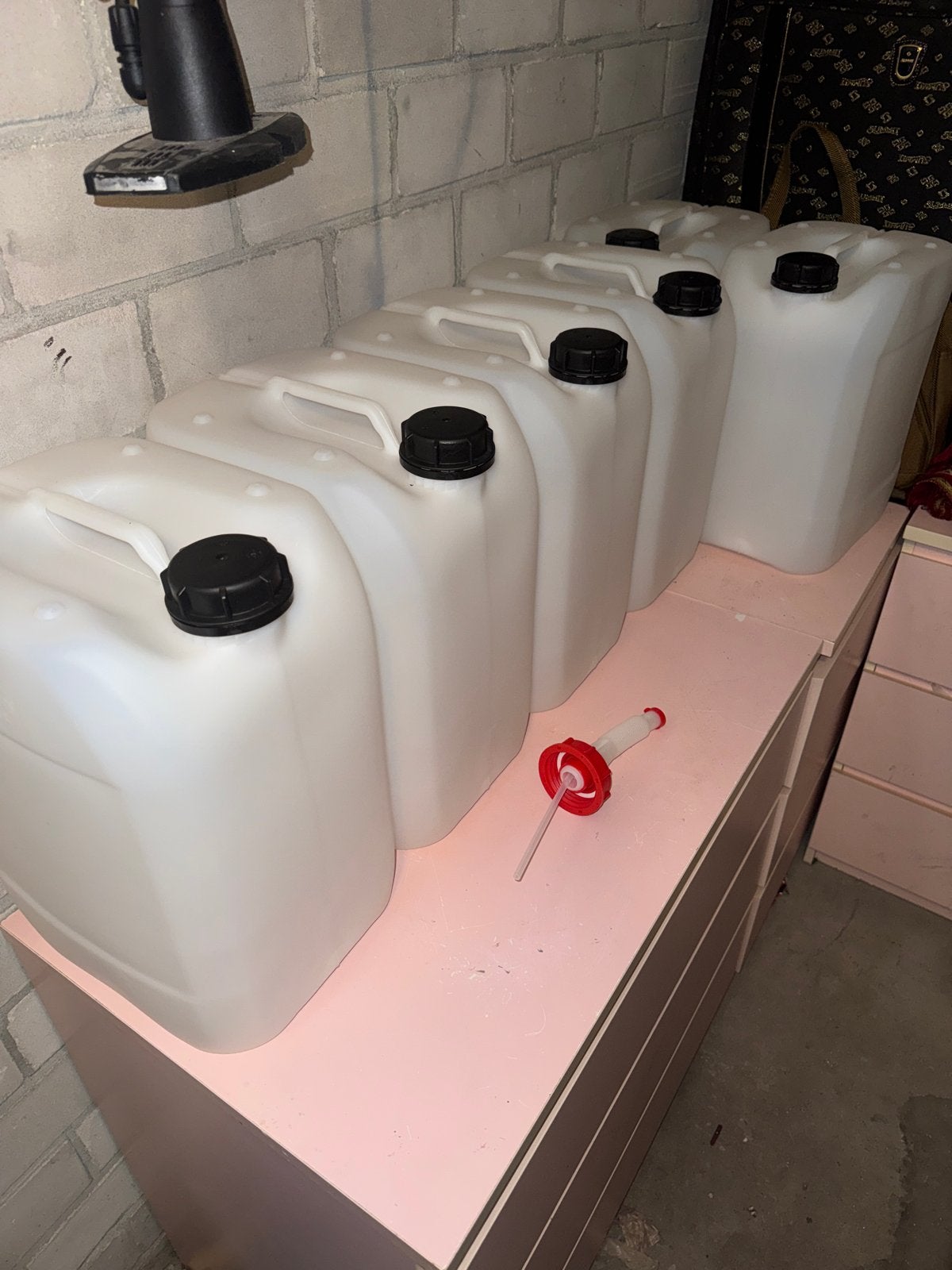 6 Jerrycan 20 liter new met tuutje dopje, Ophalen, Nieuw