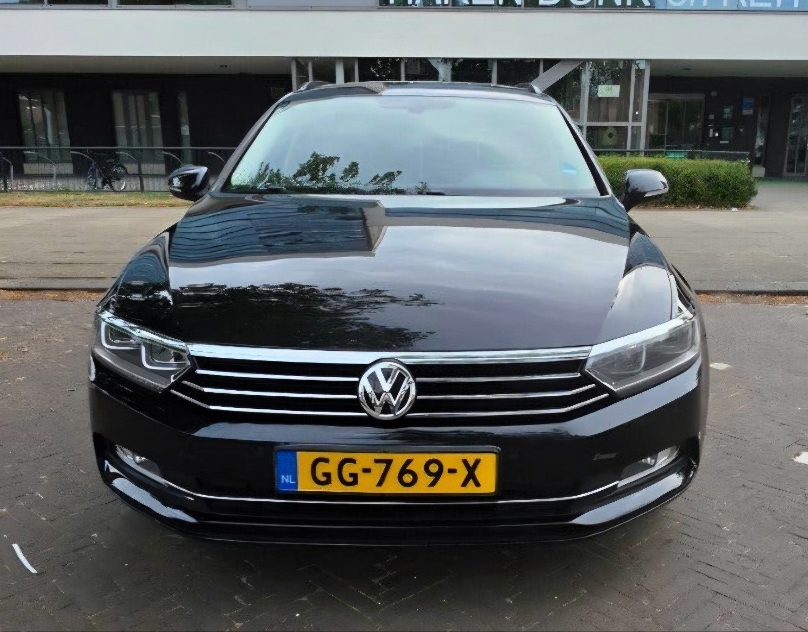 Volkswagen Passat 1.6 TDI 88KW BMT Variant DSG 2015 Zwart, 4 cilinders, Alcantara, Zwart, Origineel Nederlands