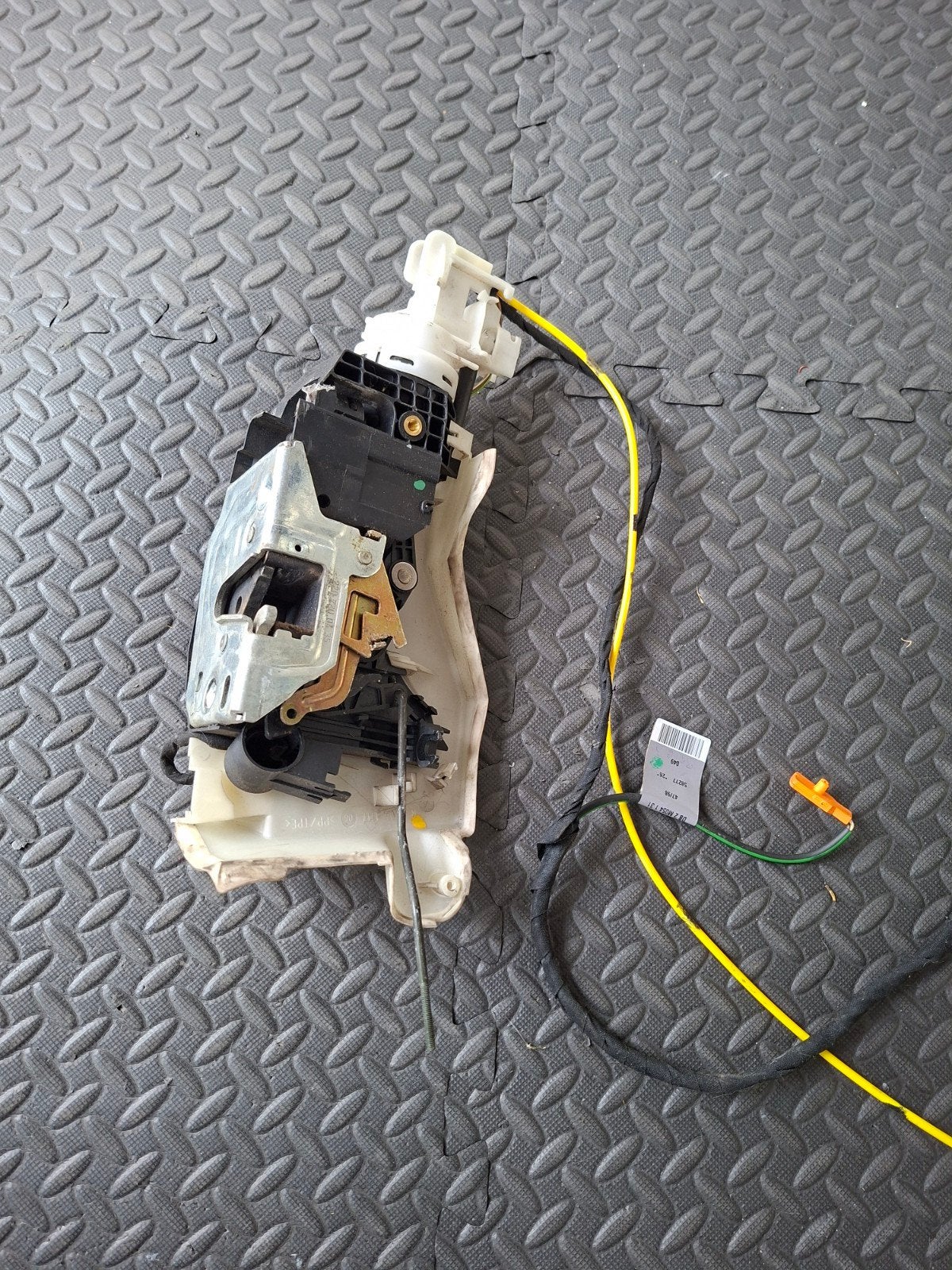 MERCEDES W220 SOFTCLOSE-UNIT RECHTER VOORPORTIER €25,-!!, Gebruikt, Deur, Mercedes-Benz, Ophalen of Verzenden