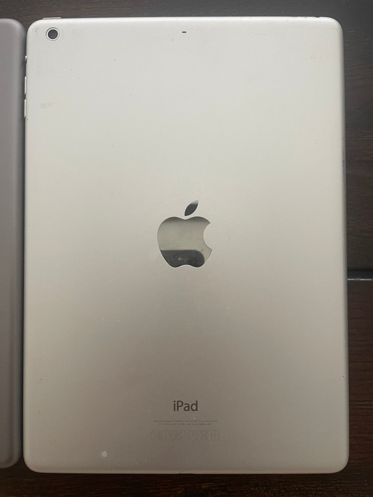 2x Apple iPad (2013) - Wit en Zwart, Computers en Software, Apple iPads, Gebruikt, Apple iPad, Wi-Fi, 9 inch, 16 GB, Wit, Ophalen of Verzenden