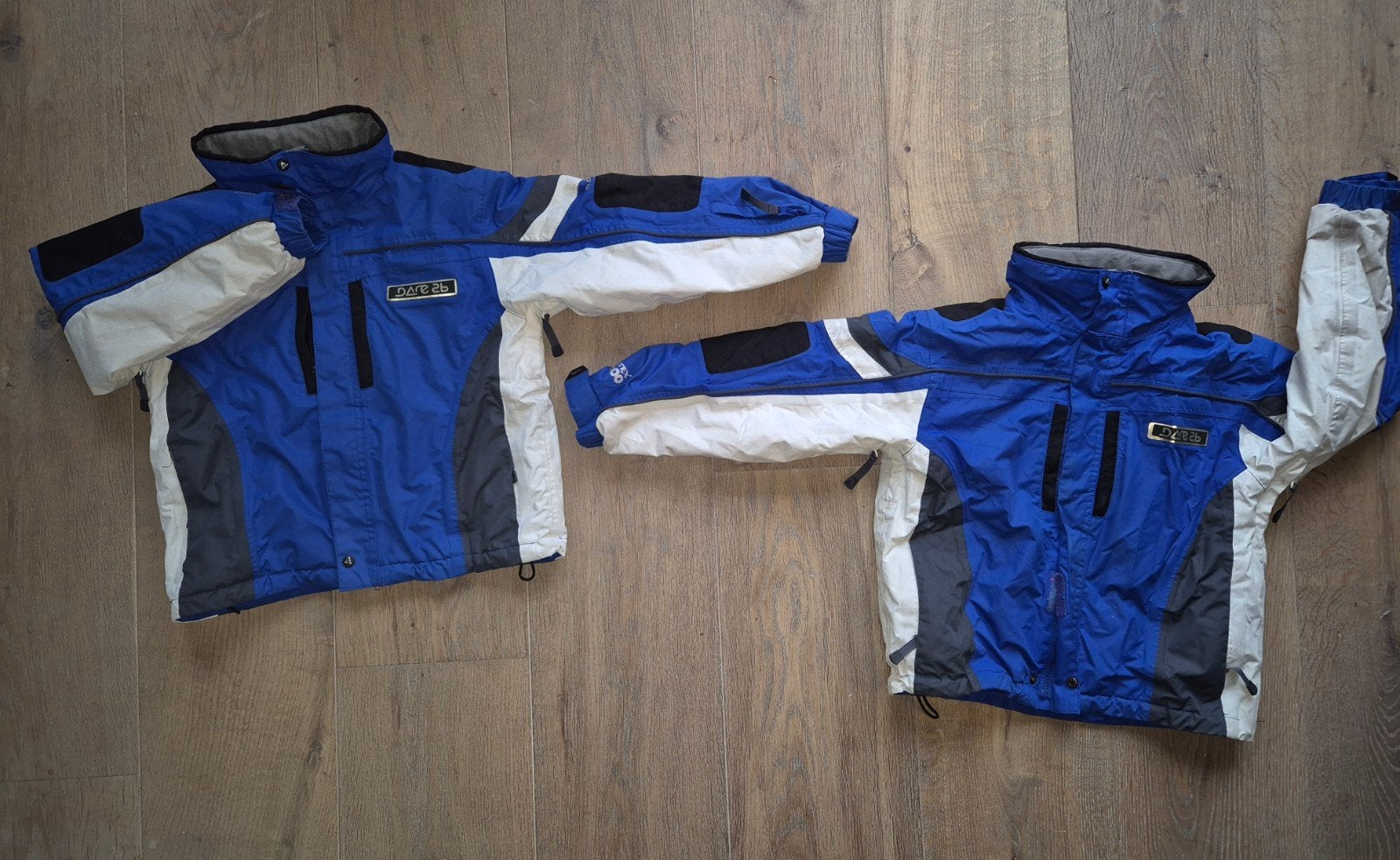 GRATIS 2x Ski-jas voor kinderen, maat 128, Kleding | Dames, Dare2b, Ophalen of Verzenden, Gedragen, Jack
