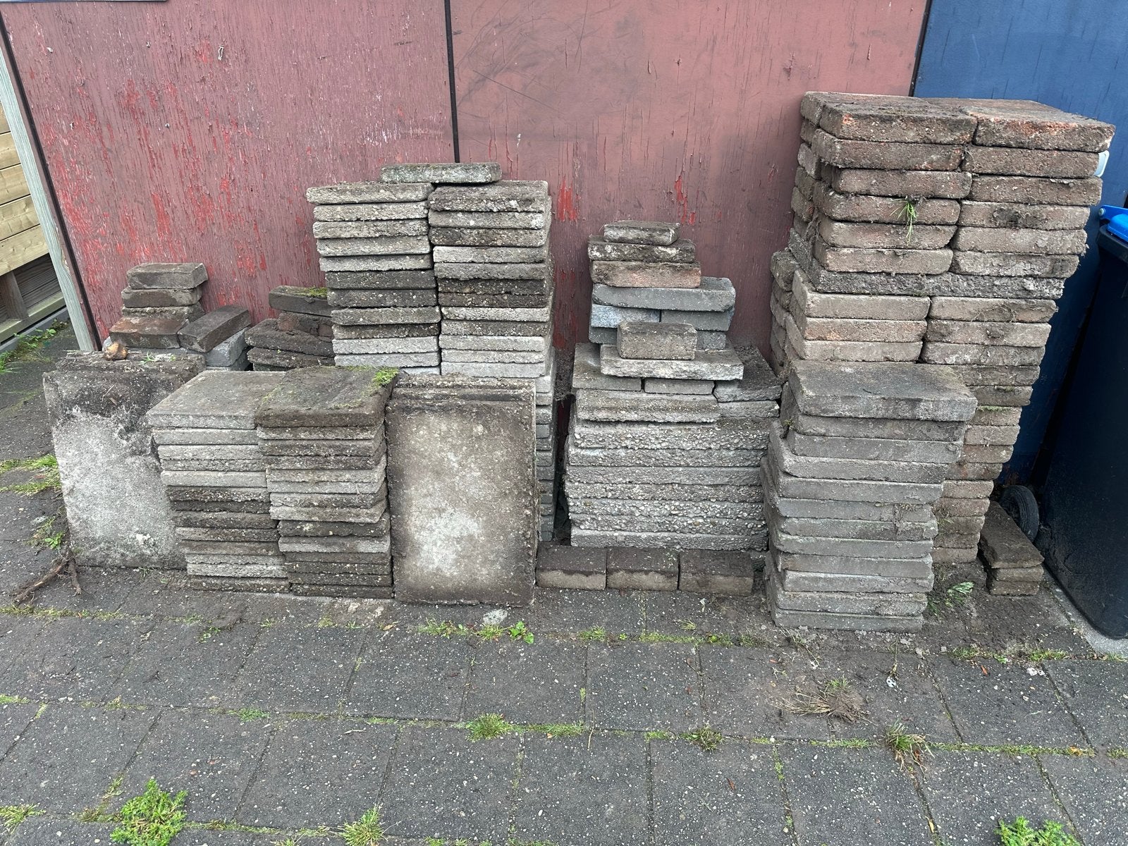 Diverse gebruikte tegels: 20x30, 30x30, 40x60, 20x40, Tuin en Terras, Tegels en Klinkers, Ophalen, Gebruikt, 10 m² of meer, Beton