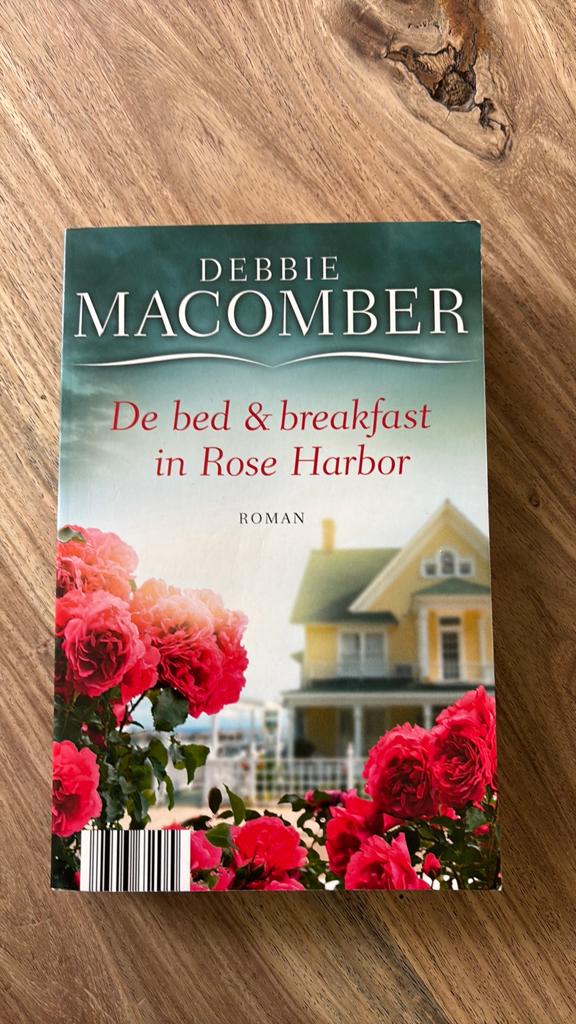 De bed & breakfast in Rose Harbor - Debbie Macomber, Boeken, Ophalen of Verzenden, Gelezen