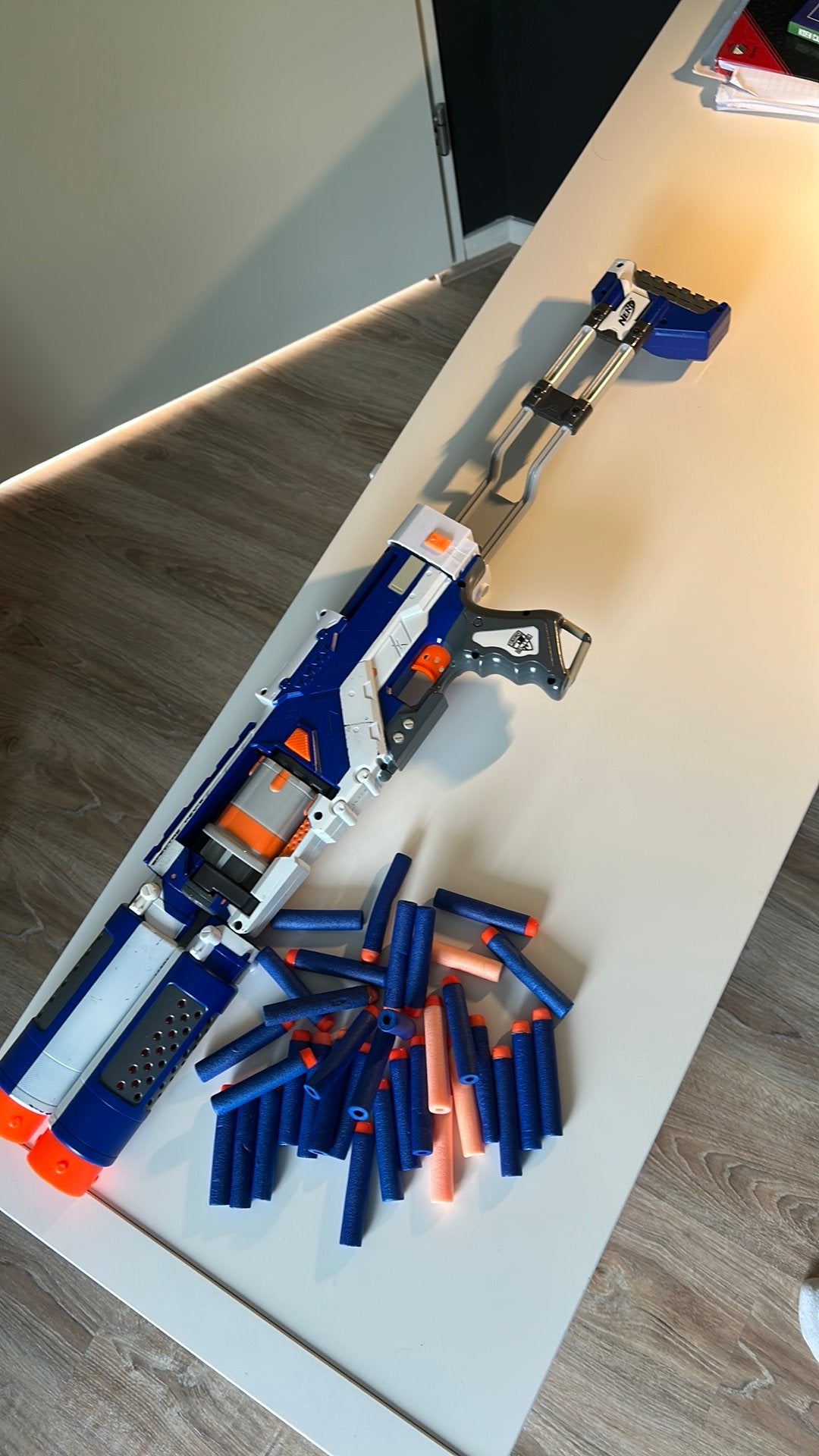 Groot/Lang Nerf pistool met pijltjes, Ophalen of Verzenden, Zo goed als nieuw