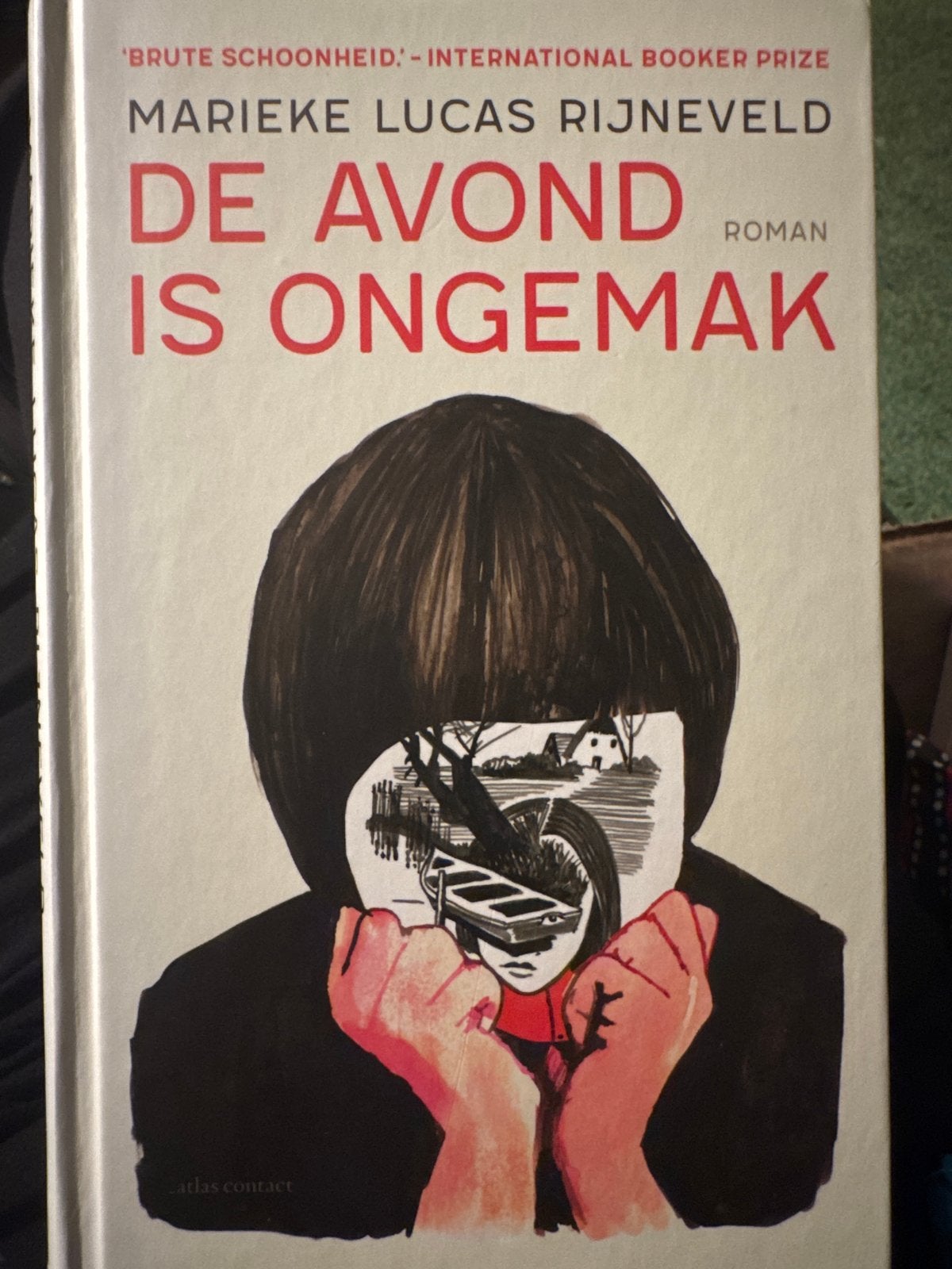De Avond Is Ongemak - Marieke Lucas Rijneveld, Boeken, Ophalen of Verzenden, Zo goed als nieuw, Nederland