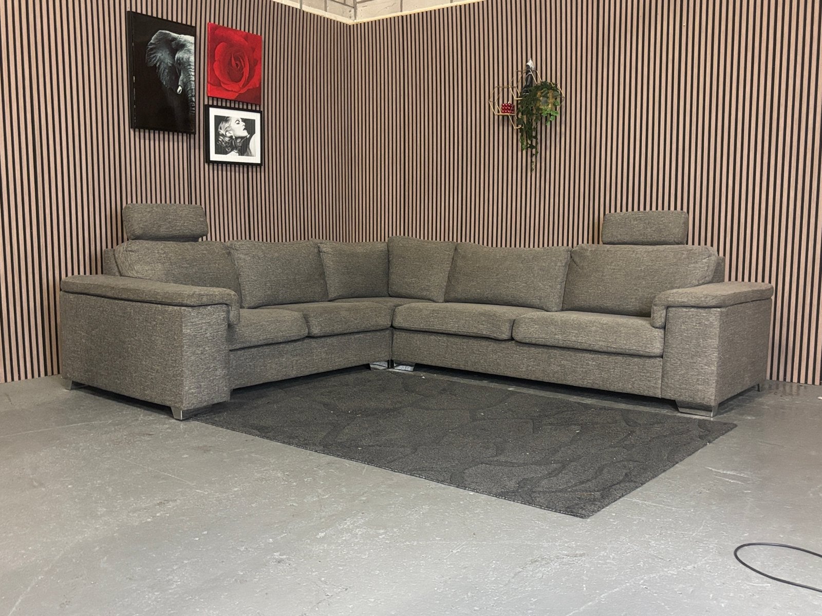 GRATIS LEVERING Hoekbank Donkergrijs 300x270 GEREINIGD, Hoekbank, 300 cm of meer, Ophalen of Verzenden, Zo goed als nieuw