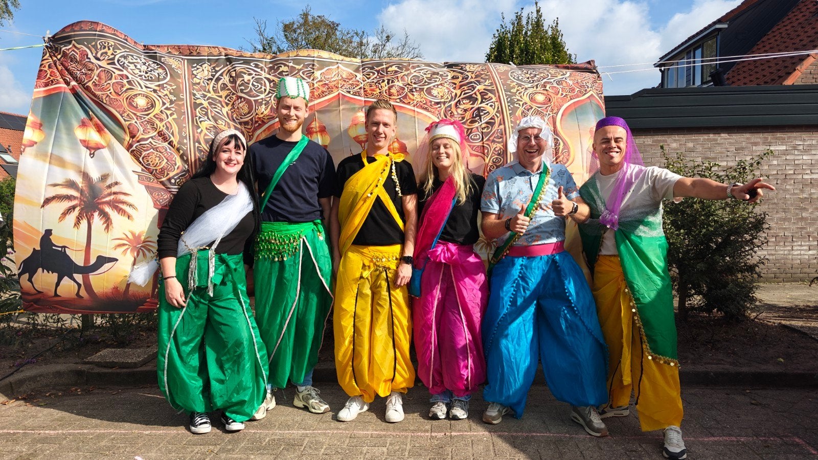 !KLEDING THEMA FEEST 1001 NACHTEN 13 PERSONEN!, Ophalen of Verzenden, Zo goed als nieuw, Carnaval
