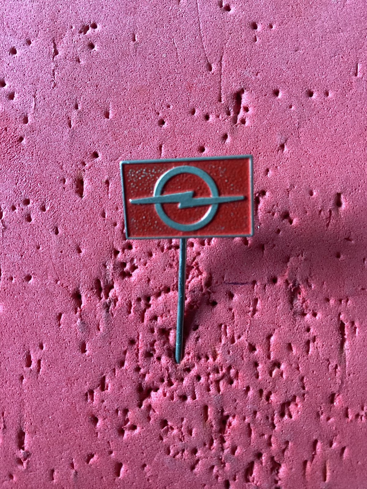 Speldje Opel (logo), Ophalen of Verzenden, Zo goed als nieuw, Merk, Speldje of Pin