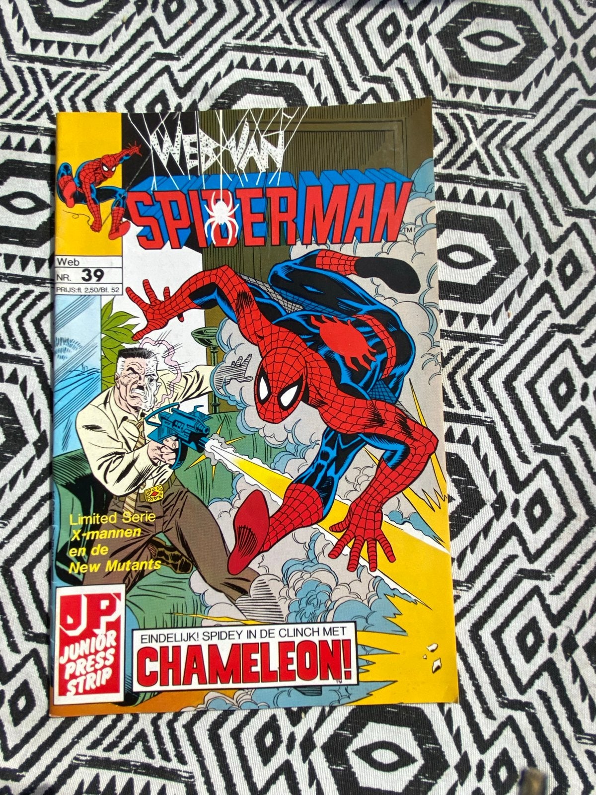 Web van Spider-Man #39 (1989) - Junior Press - Chameleon, Eén stripboek, Ophalen of Verzenden, Gelezen
