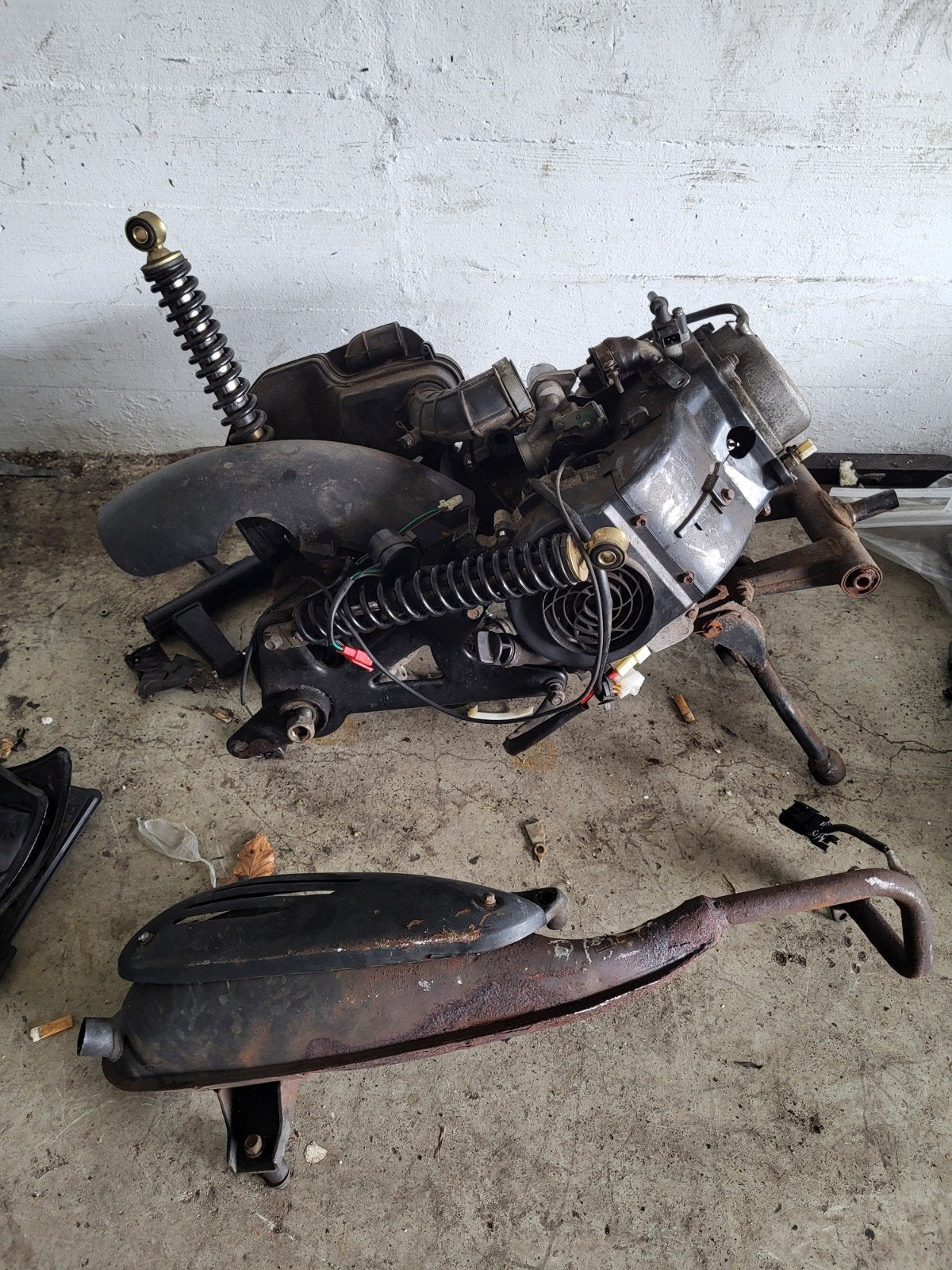 AGM VX50 Motorblok met uitlaat en Delphi ECU, Ophalen of Verzenden, Gebruikt, Blok, Overige merken