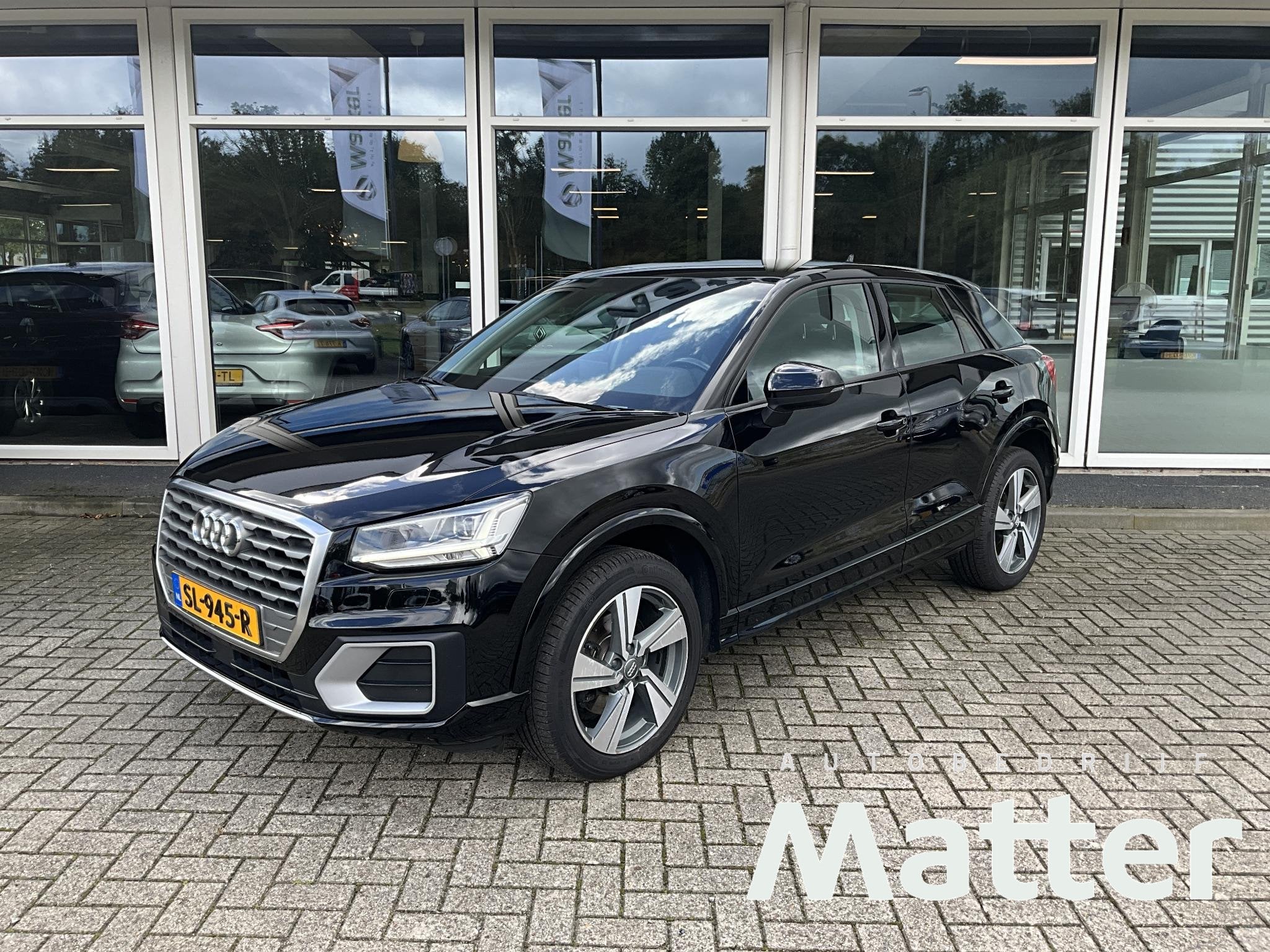Audi Q2 1.4 TFSI CoD #limited, Stof, Gebruikt, 4 cilinders, Zwart