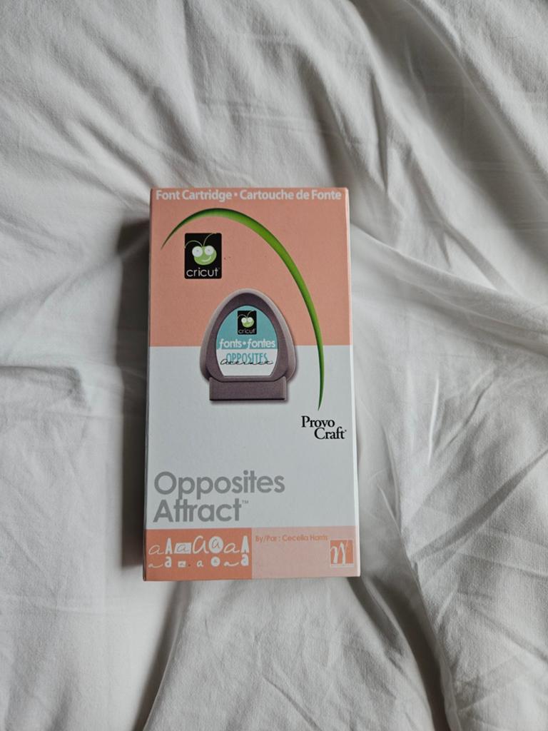 Cricut Opposites Attract Font Cartridge, Ophalen, Zo goed als nieuw, Gereedschap of Toebehoren