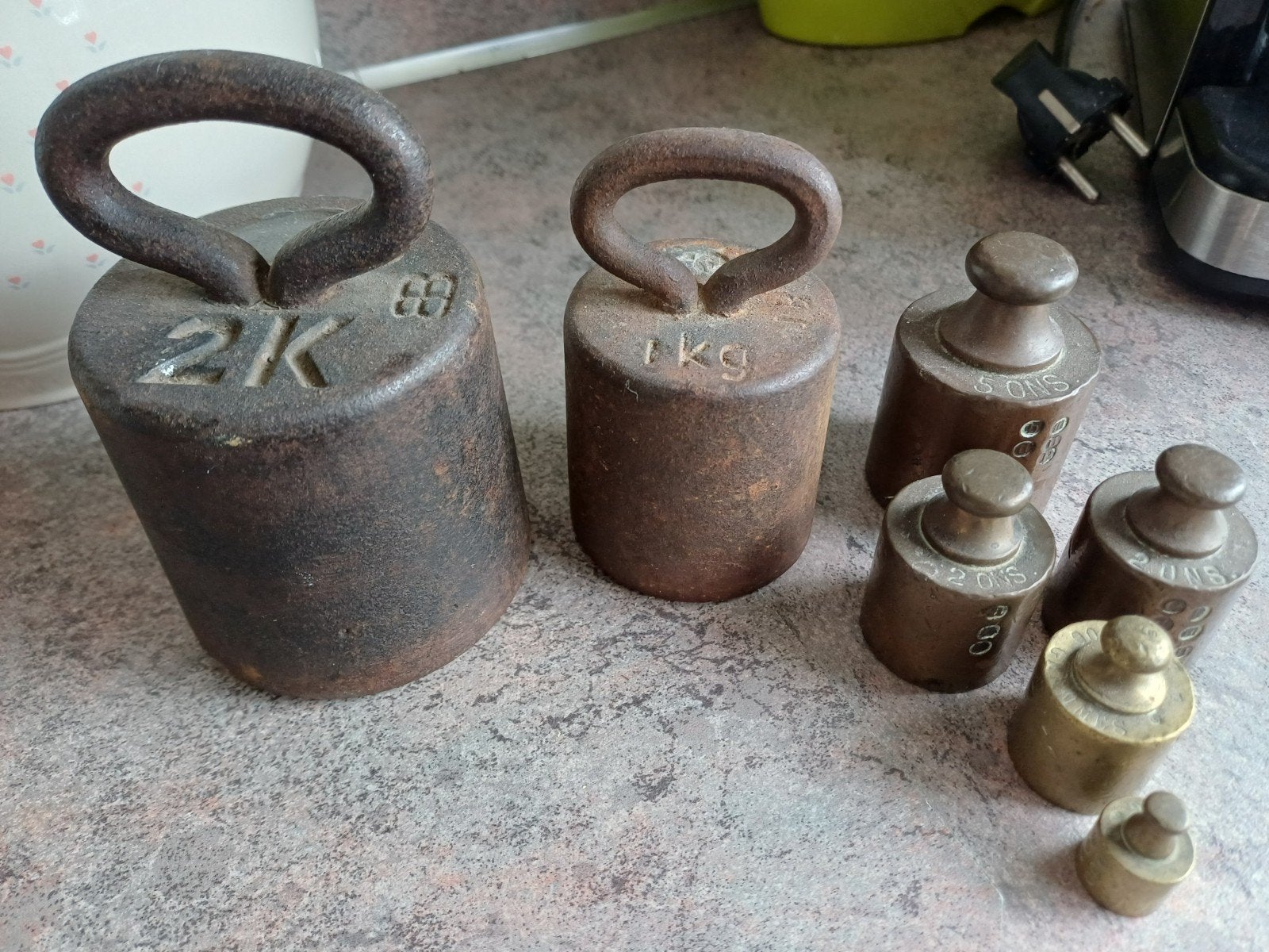 Antieke gewichten set: 2kg, 1kg, 5 ons, 2x2 ons, 1 ons, 50g, Antiek en Kunst, Ophalen