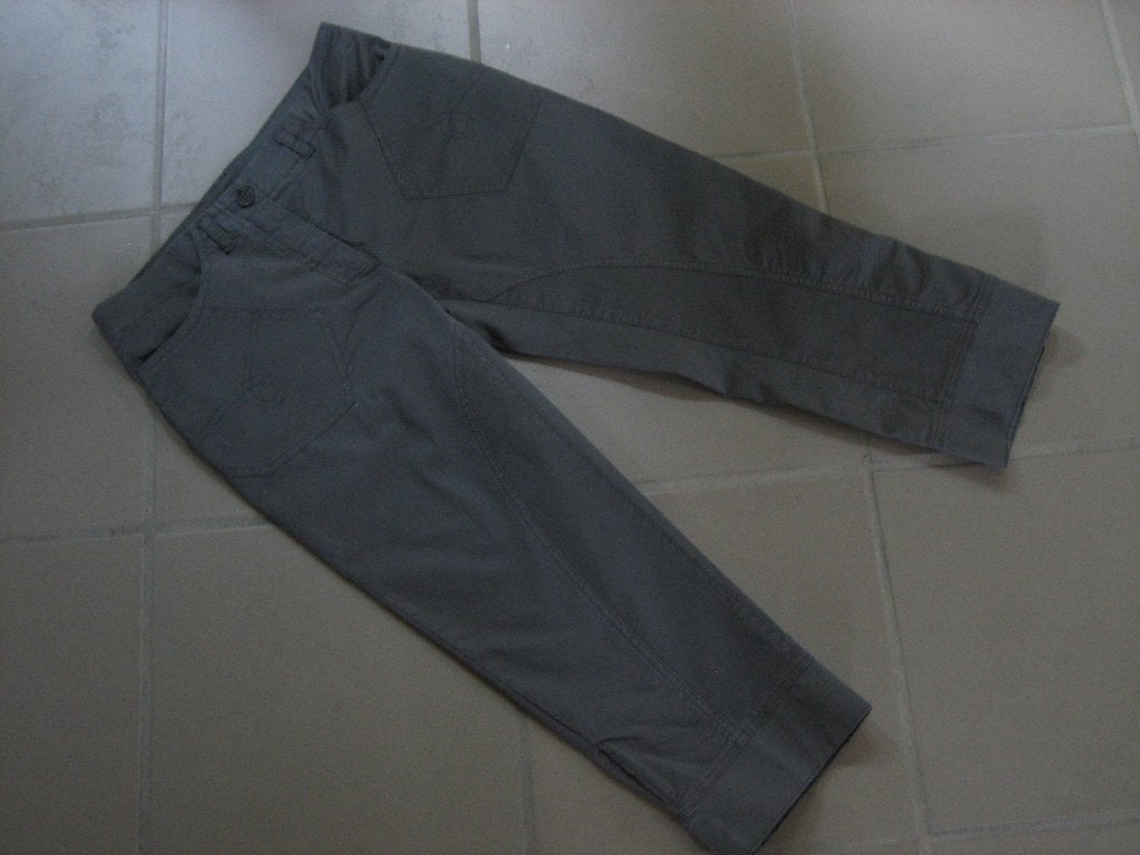 Zeer mooie grijze 3/4 broek van NO MAN'S LAND, 36 snazzeys, Verzenden, Zo goed als nieuw, Driekwart, Maat 36 (S)