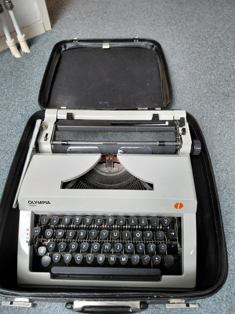 Oude typemachine, Diversen, Typemachines, Ophalen