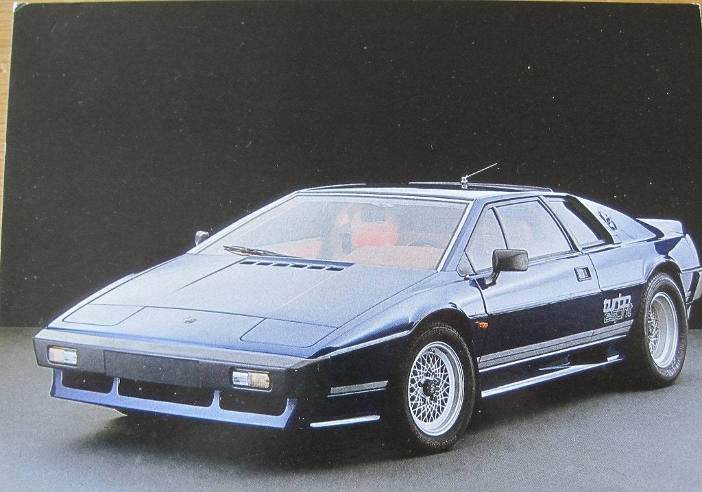 Lotus Esprit Turbo op ansichtkaart - 1988, Verzenden, 1980 tot heden, Gelopen, Voertuig
