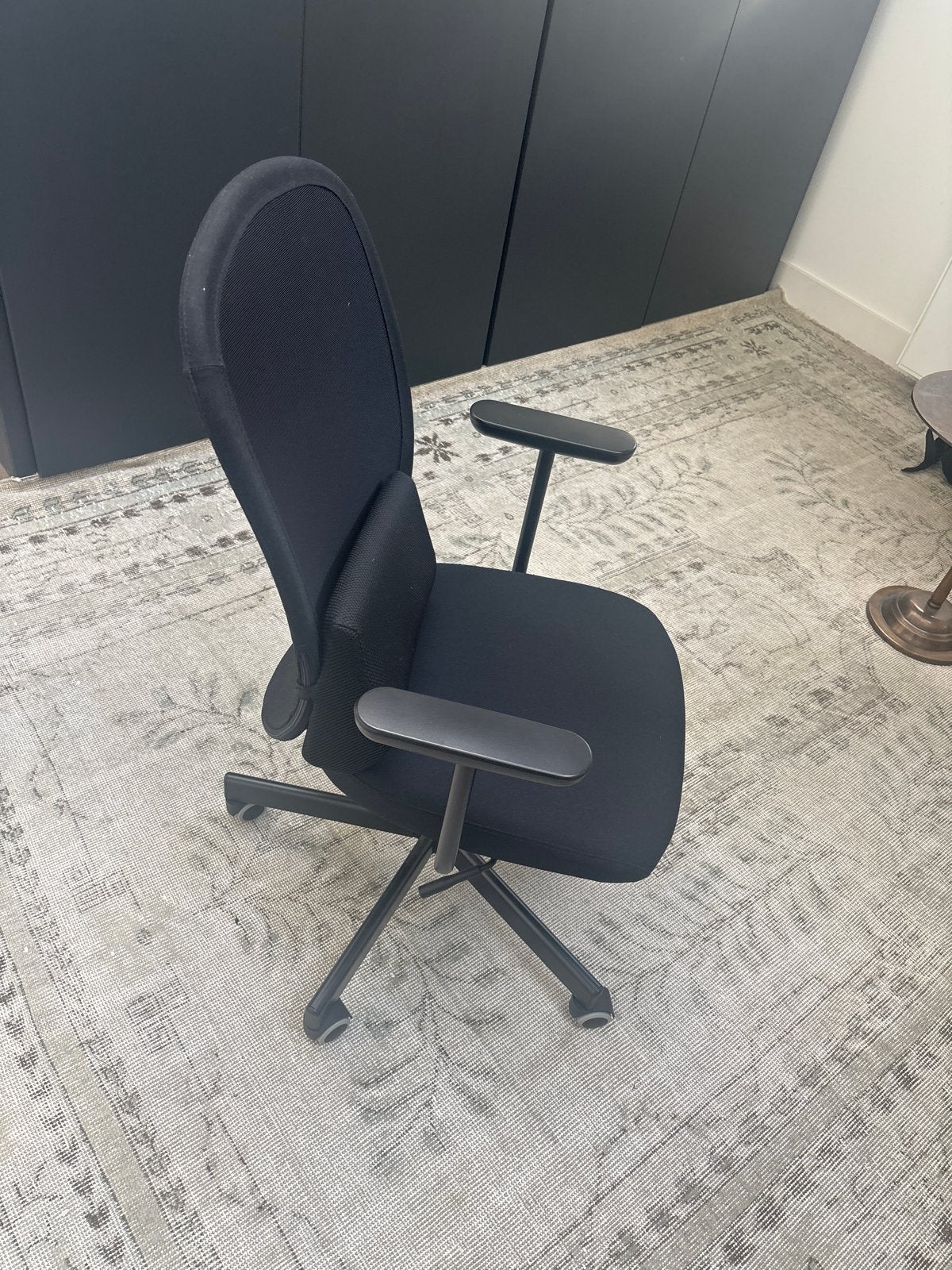 Foto 3 van Zwarte Bureaustoel - Comfortabel en Ergonomisch