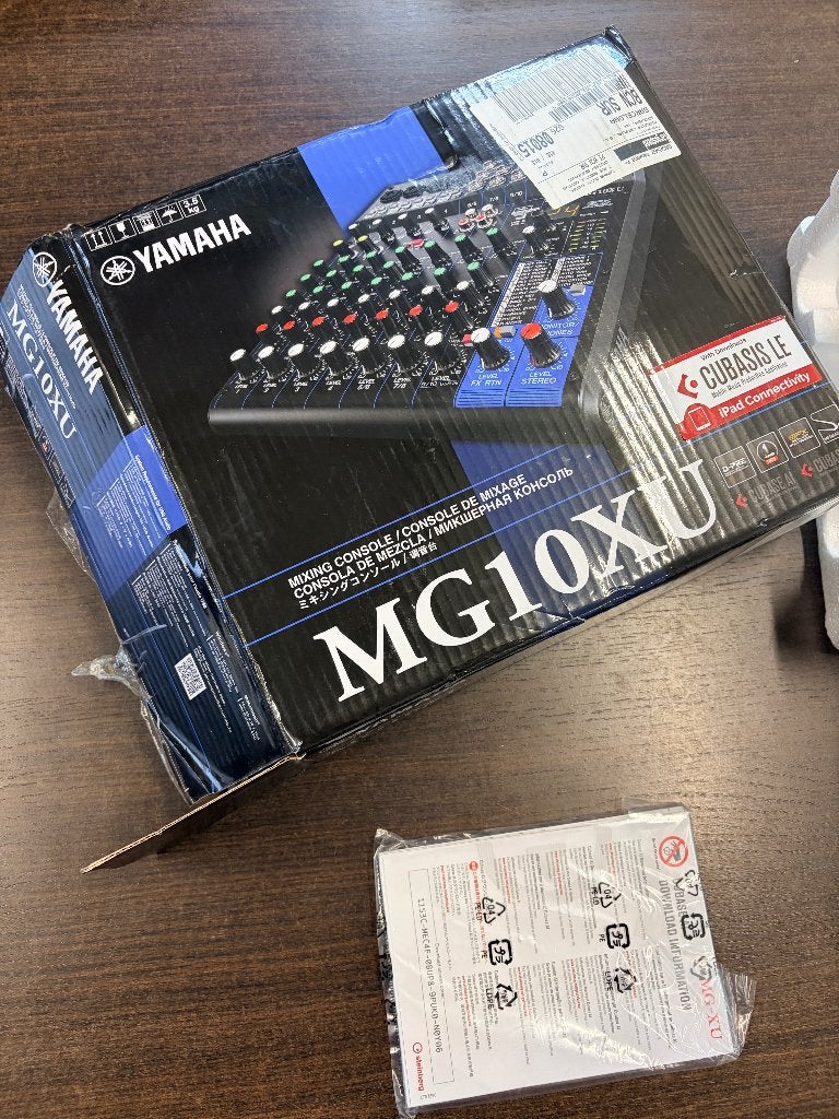Yamaha  MG10XU., Muziek en Instrumenten, Mengpanelen, Ophalen of Verzenden, Zo goed als nieuw, 5 tot 10 kanalen, Microfooningang