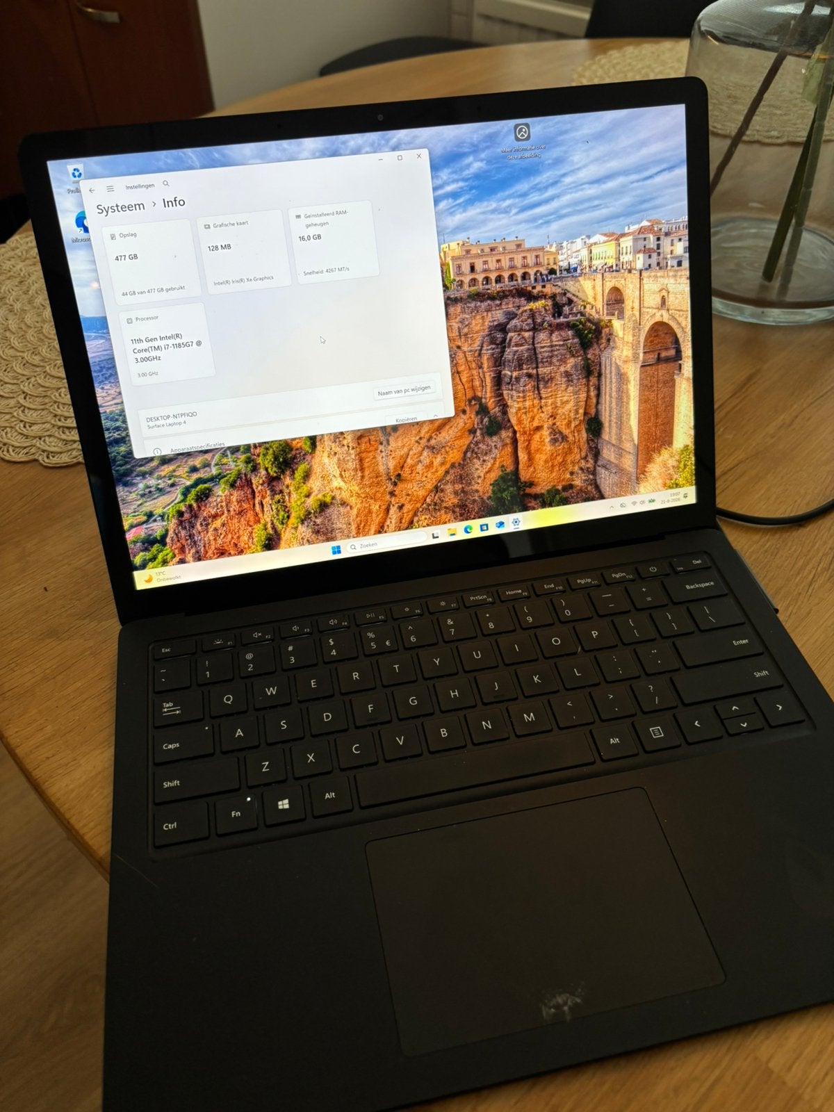 Microsoft surface4 laptop, Computers en Software, Windows Laptops, Gebruikt, Qwerty, Ophalen of Verzenden, SSD
