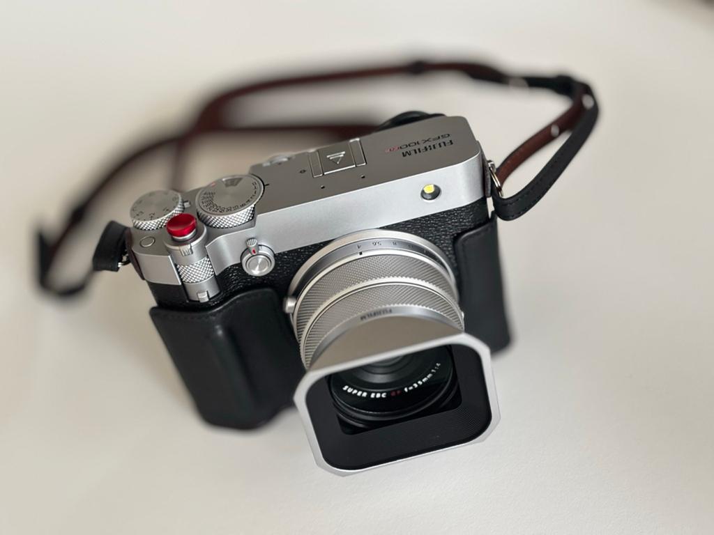 Fujifilm GFX 100RF “MINT” met extra’s, Ophalen, Zo goed als nieuw, Geen optische zoom