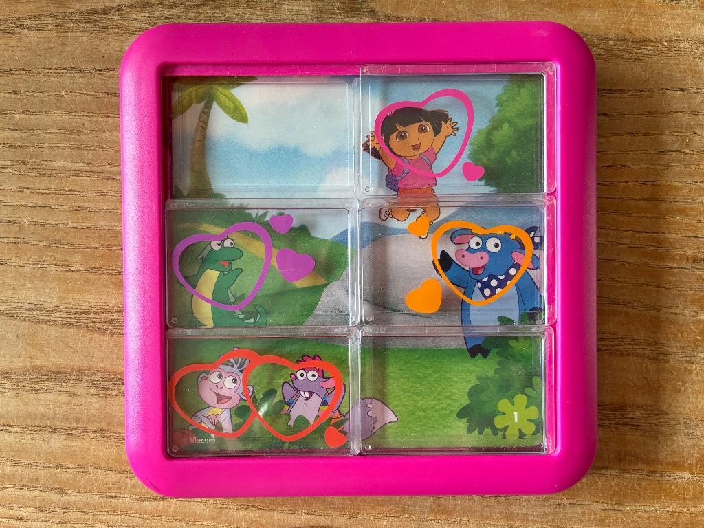 Smart Games - Dora houdt van haar vriendjes (3-6 jaar) zgan, Ophalen of Verzenden, Minder dan 10 stukjes, Zo goed als nieuw, 2 tot 4 jaar