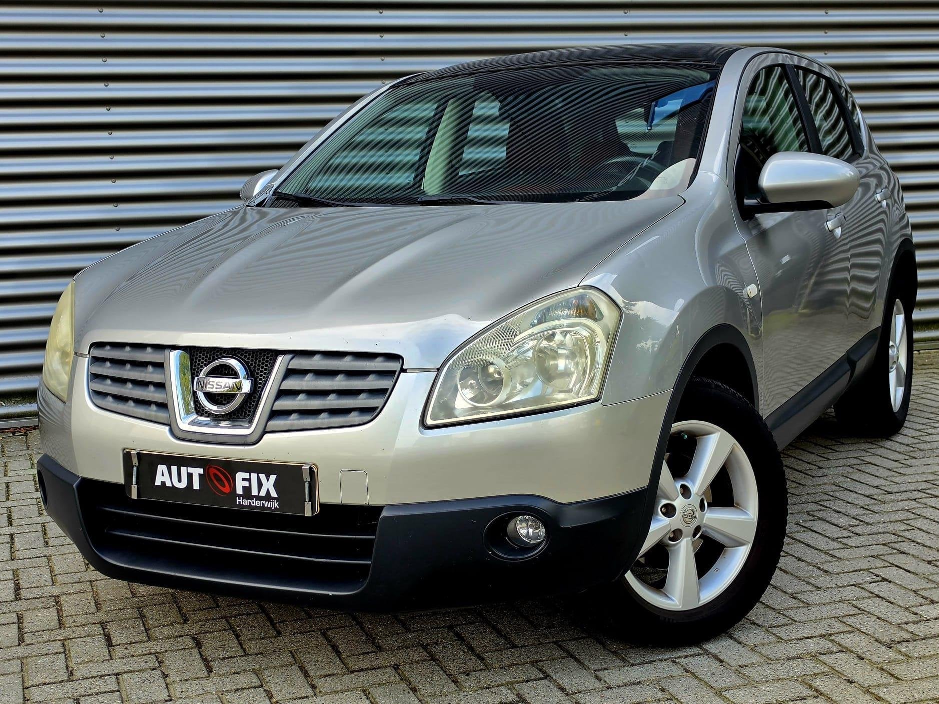 Nissan Qashqai 1.6 Acenta / Pano / PDC / Airco / Keyless, Voorwielaandrijving, 1272 kg, Gebruikt, 4 cilinders