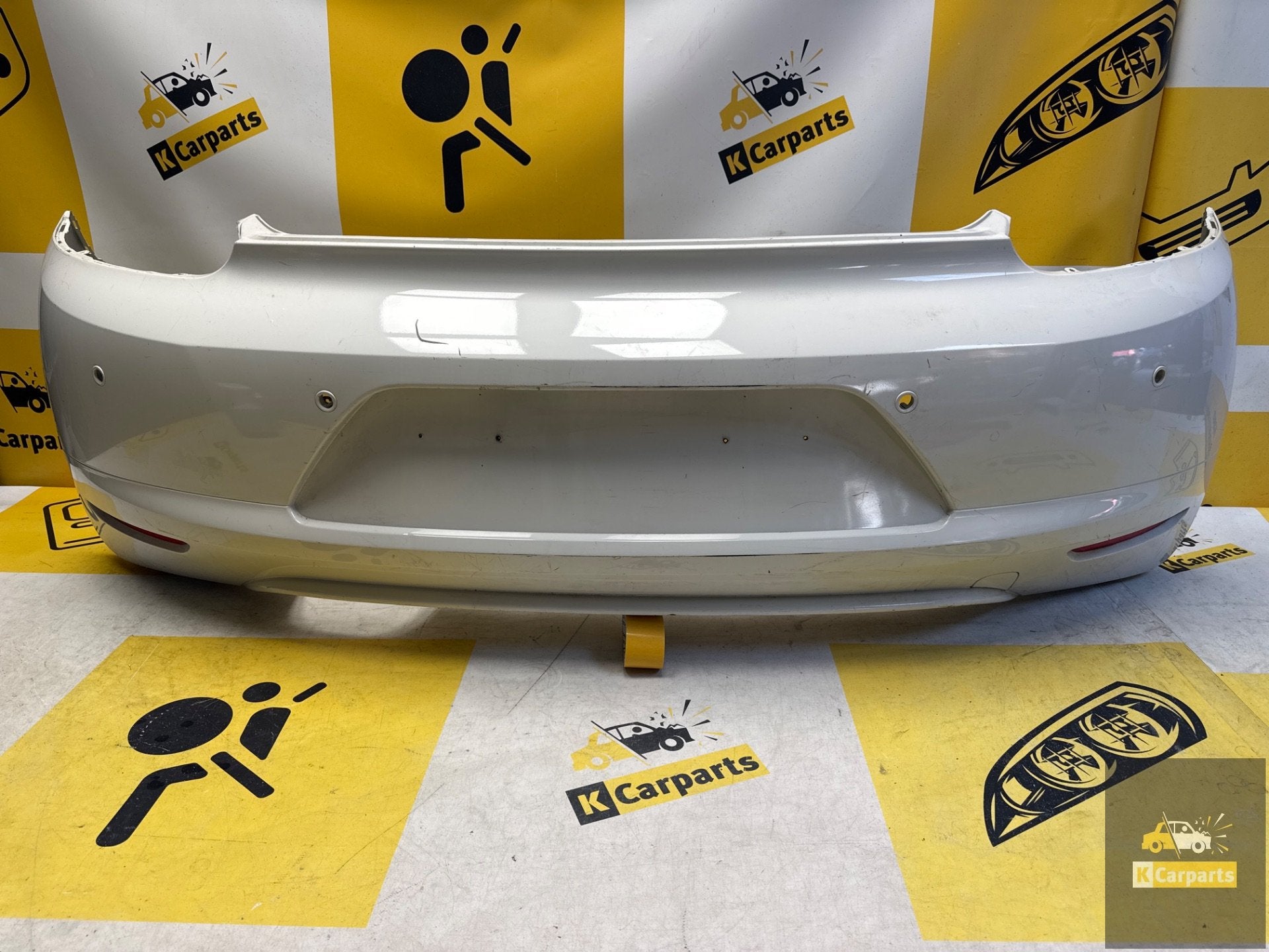 Volkswagen scirocco Achterbumper PDC ORIGINEEL 1K8807421, Info@fabrikant.eu, Ophalen of Verzenden, Achter, Bumper