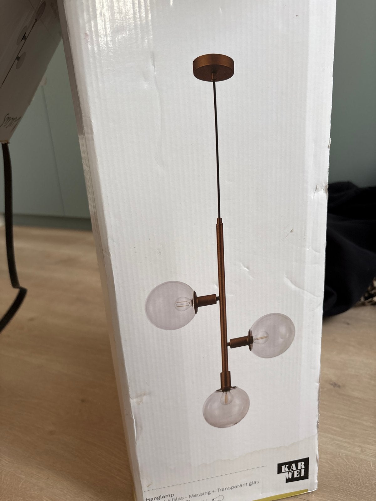 Moderne Karwei hanglamp met 3 glazen bollen, Huis en Inrichting, Lampen | Hanglampen, Ophalen, Nieuw, Glas, E14 (klein)