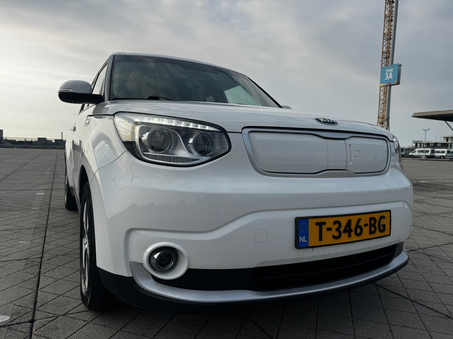 Kia Soul EV ExecutiveLine 27 kWh CLIMA CRUISE CAMERA CARPLAY, Auto's, Kia, Dealer onderhouden, Gebruikt, 1465 kg, Wit