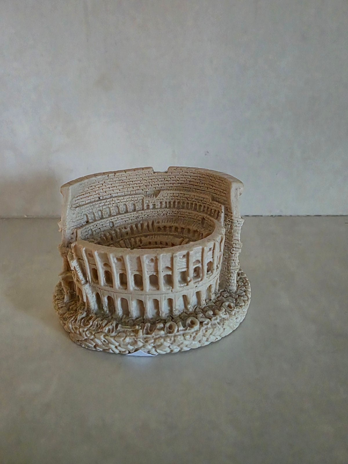 Colosseum Rome., Beige, Ophalen of Verzenden, Steen/keramiek, Klassiek