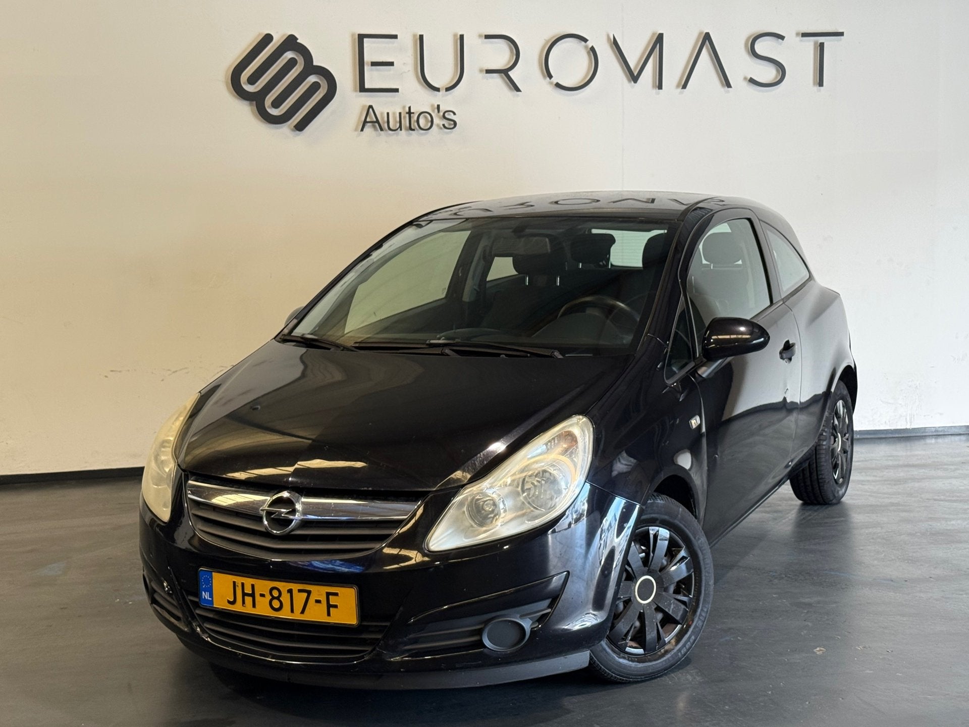 Opel Corsa 1.2-16V Cosmo Nieuwe Apk