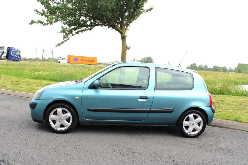 Renault Clio 1.2-16V Dynamique Airco, Auto's, Renault, Stof, Gebruikt, 31 €/maand, 4 cilinders