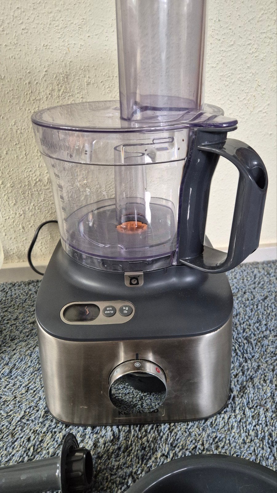Kenwood FDM31 Keukenmachine 800W - Zo goed als nieuw, 4 liter of meer, Ophalen of Verzenden, Zo goed als nieuw, 3 snelheden of meer