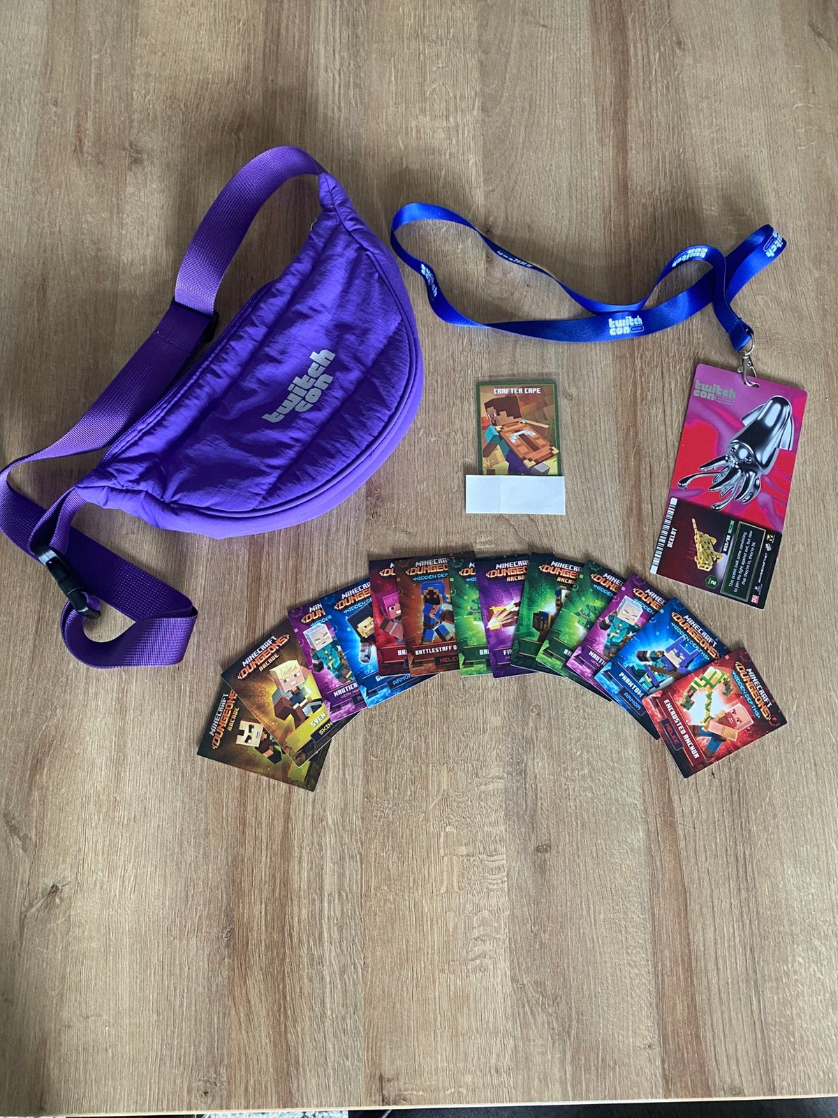 Minecone craftercape code, 1 speler, Ophalen of Verzenden, Zo goed als nieuw, Vanaf 3 jaar