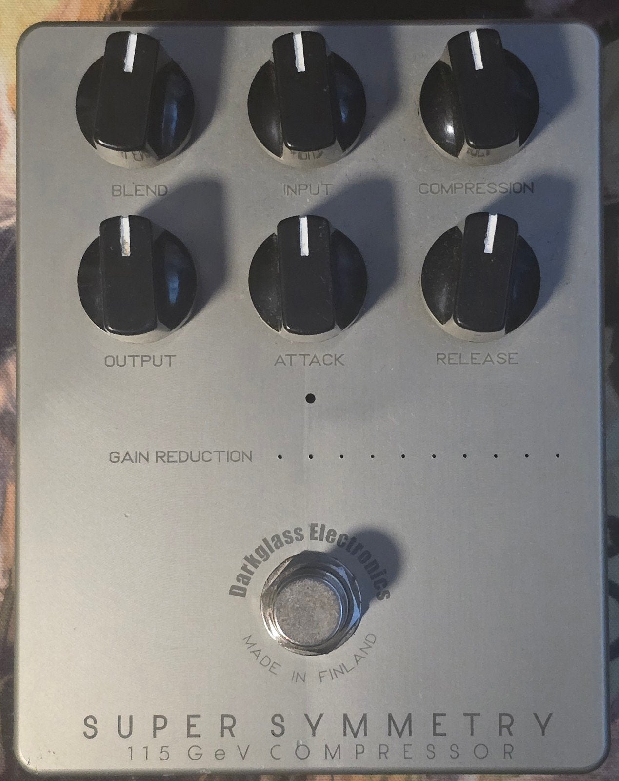 Darkglass Super Symmetry 115 GeV Compressor Baspedaal, Muziek en Instrumenten, Ophalen of Verzenden, Zo goed als nieuw, Compressor