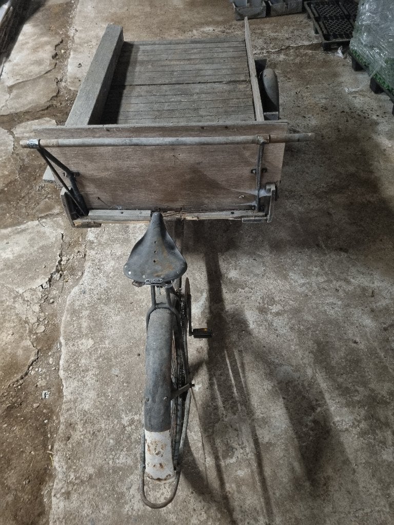 Antieke bakfiets Patina met Brooks zadel, Ophalen, Gebruikt, Goederen
