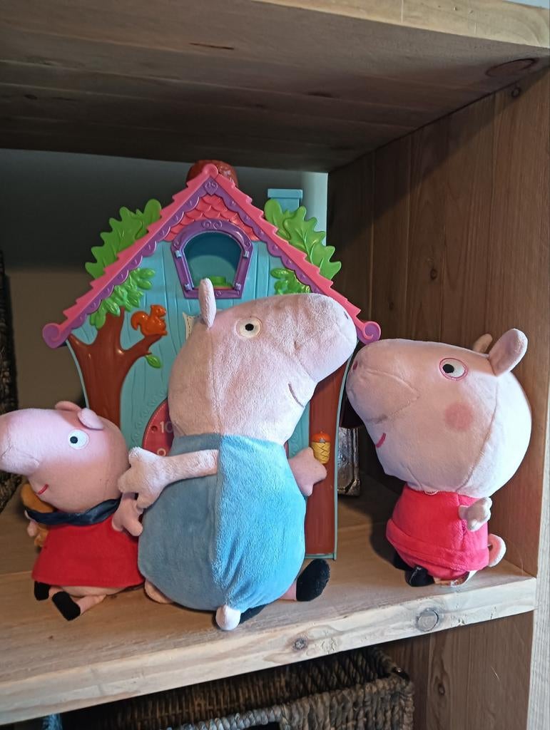Peppa big verzameling, knuffels en speelgoed, Ophalen of Verzenden, Zo goed als nieuw