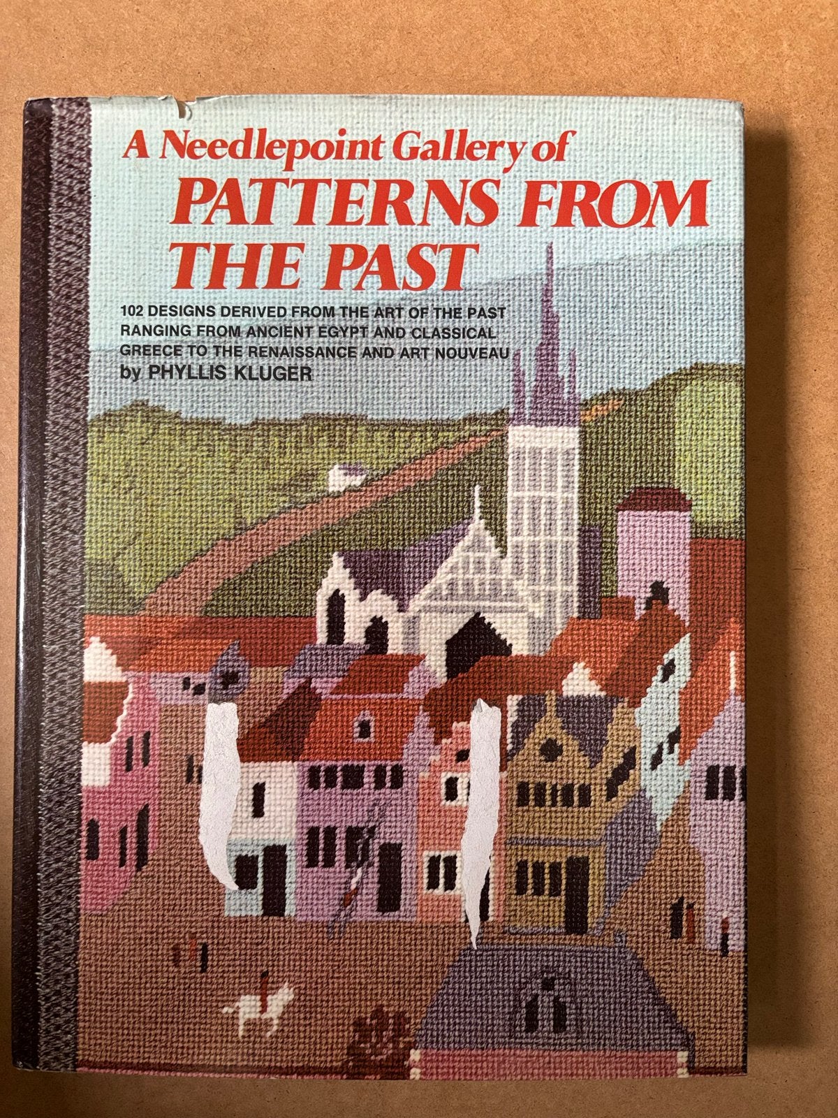 Borduurboek: Patronen uit het Verleden - Phyllis Kluger, Ophalen of Verzenden, Gebruikt, Patroon
